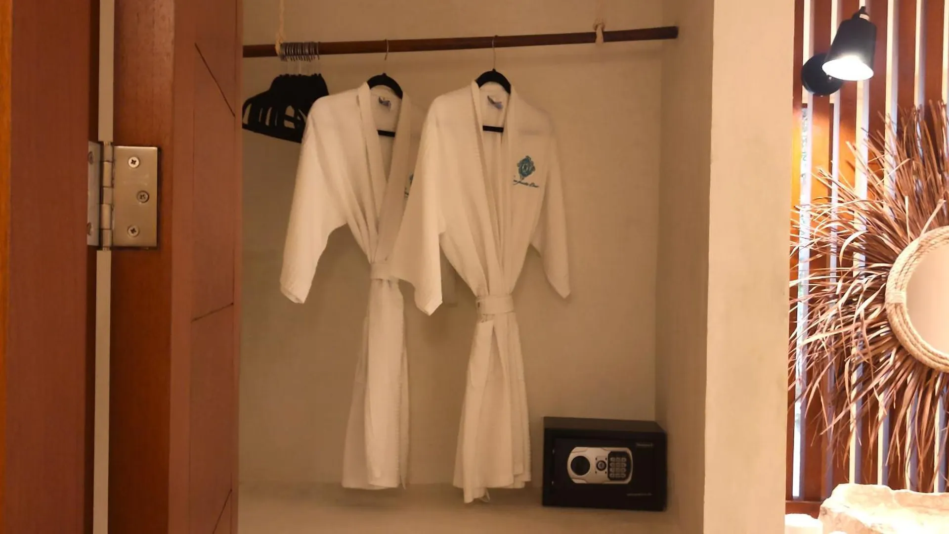 **** فندق Casa Punta Coco & Beach Club (Adults Only) جزيرة هول بوكس المكسيك