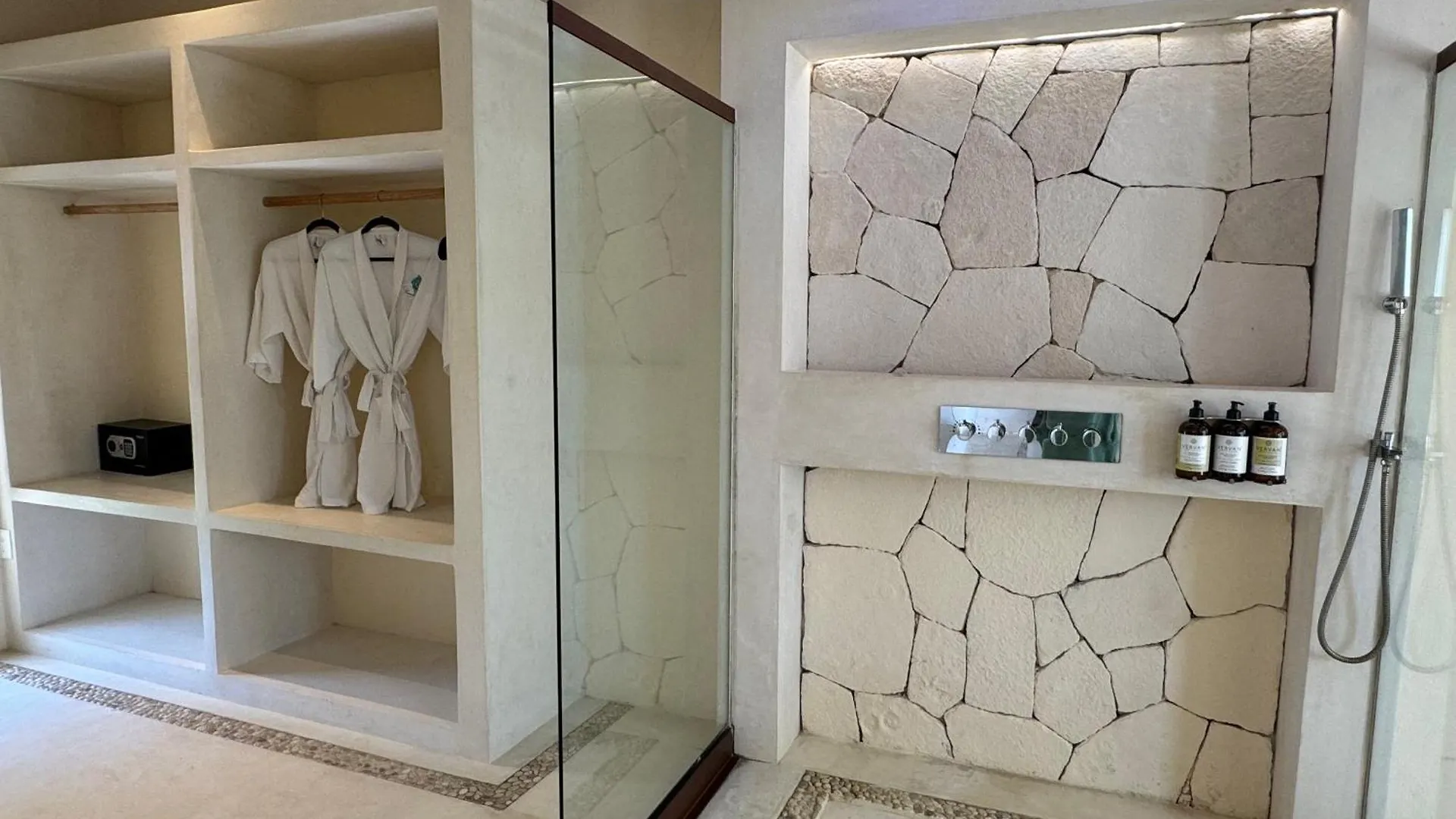 Casa Punta Coco & Beach Club (Adults Only) جزيرة هول بوكس 4*,