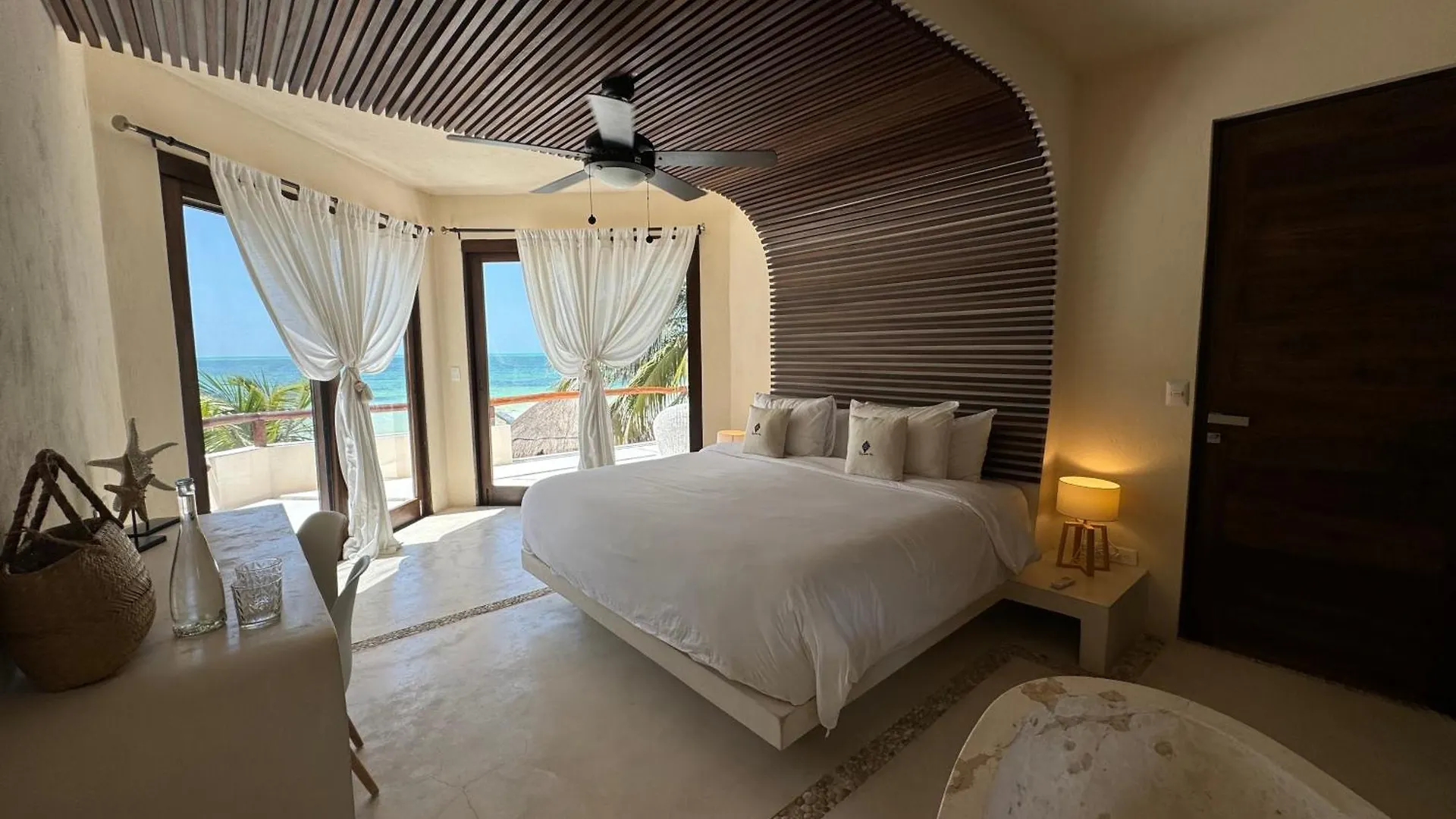 Casa Punta Coco & Beach Club (Adults Only) جزيرة هول بوكس