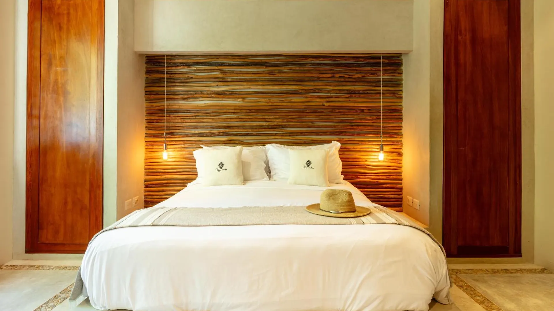Casa Punta Coco & Beach Club (Adults Only) جزيرة هول بوكس فندق