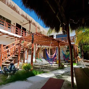 Golden Paradise Town *** Isla Holbox